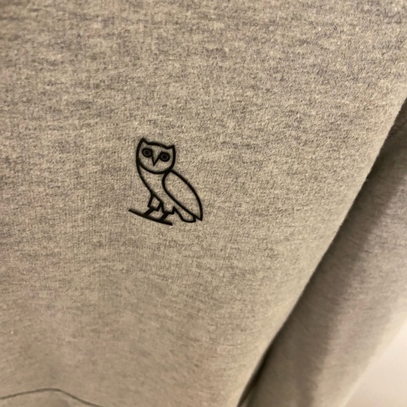 Never worn ovo drake sweater - Picture 2 of 3
